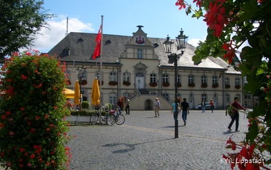 Lippstadt - die wasserreichste Stadt Westfalens - liegt eingebettet in einer Parklandschaft zwischen dem Münster- und dem Sauerland. Ein ideales Ausflugsziel zum Bummeln und Shoppen.